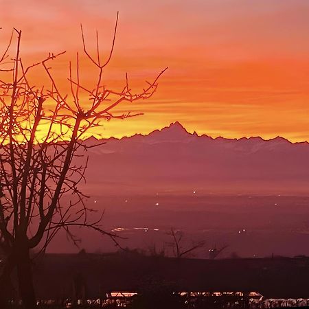 Вілла Just Langhe Casa Barolo Новело Екстер'єр фото