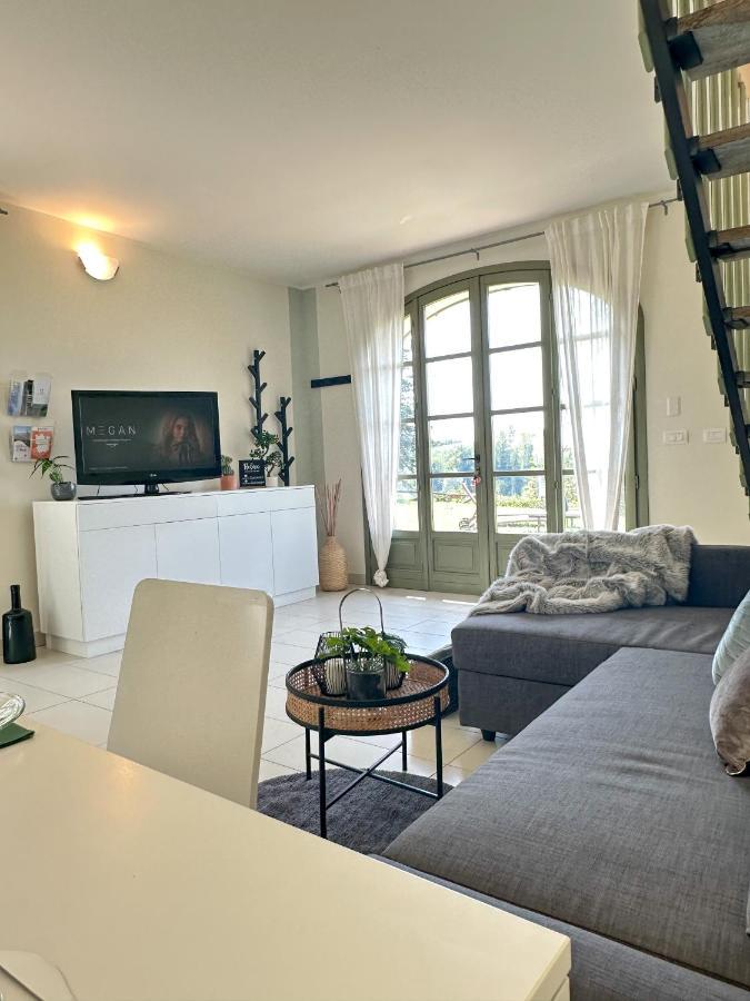 Вілла Just Langhe Casa Barolo Новело Екстер'єр фото