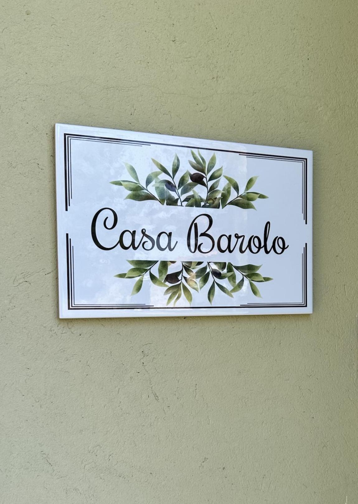 Вілла Just Langhe Casa Barolo Новело Екстер'єр фото